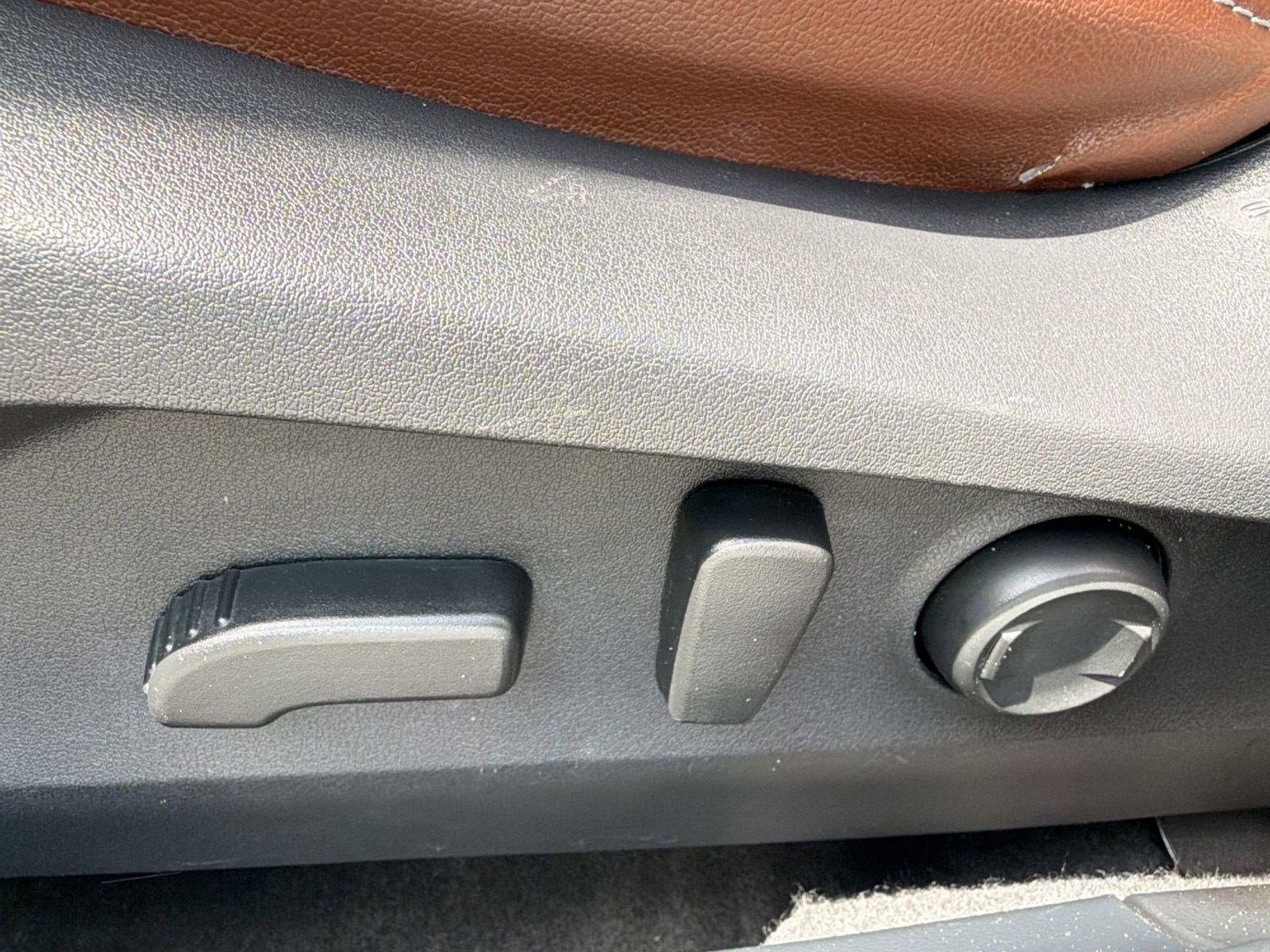 2022 Subaru Outback Touring XT