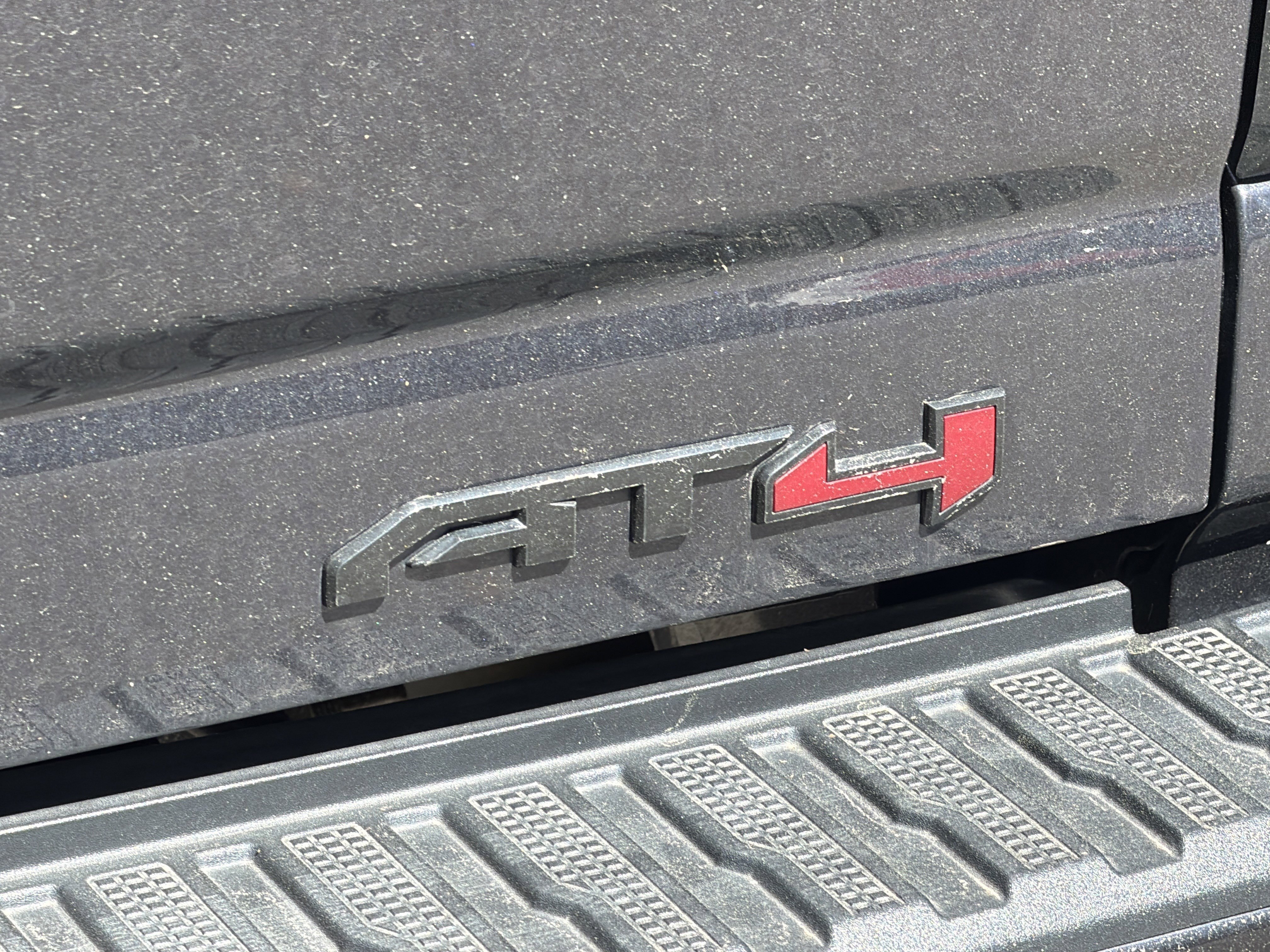 2025 GMC Sierra 2500 AT4