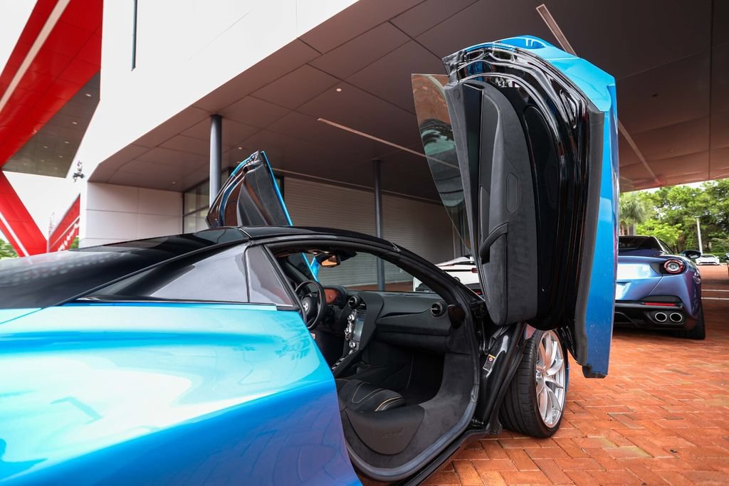 Used 2022 McLaren 720S Performance photo 46