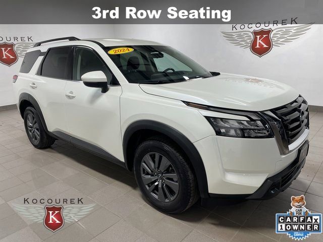 2024 Nissan Pathfinder SV