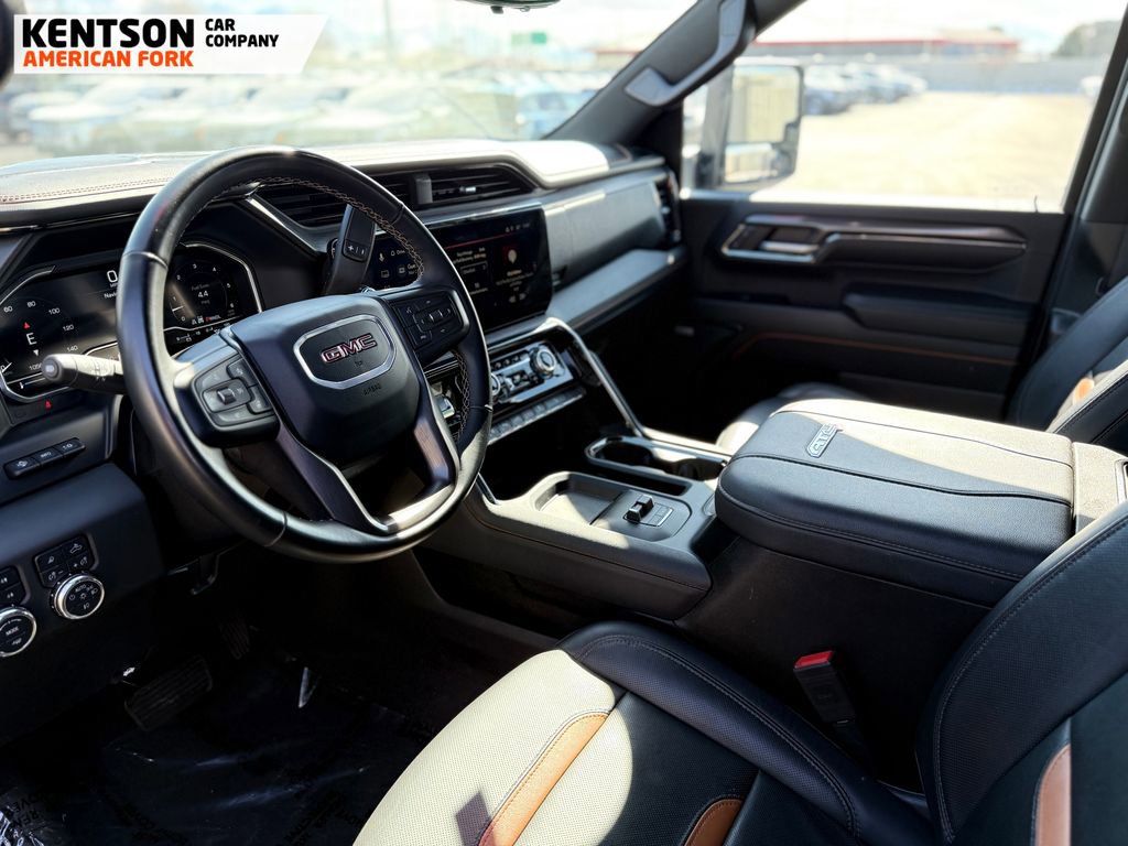 2024 GMC Sierra 2500 AT4