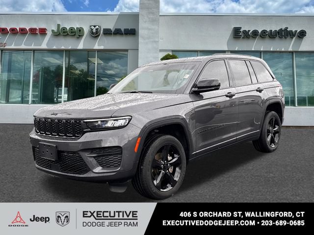 Used 2023 Jeep Grand Cherokee Altitude