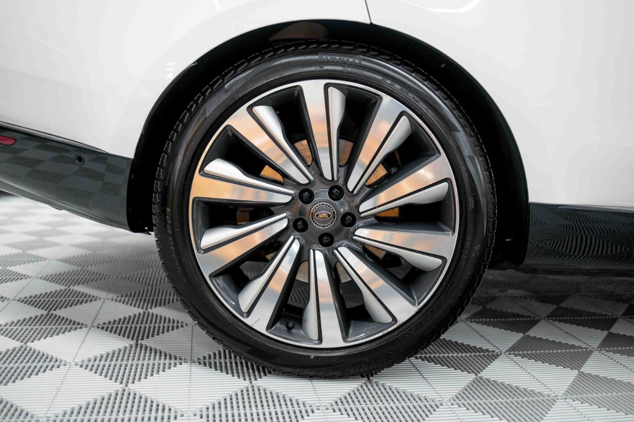 2024 Land Rover Range Rover SV