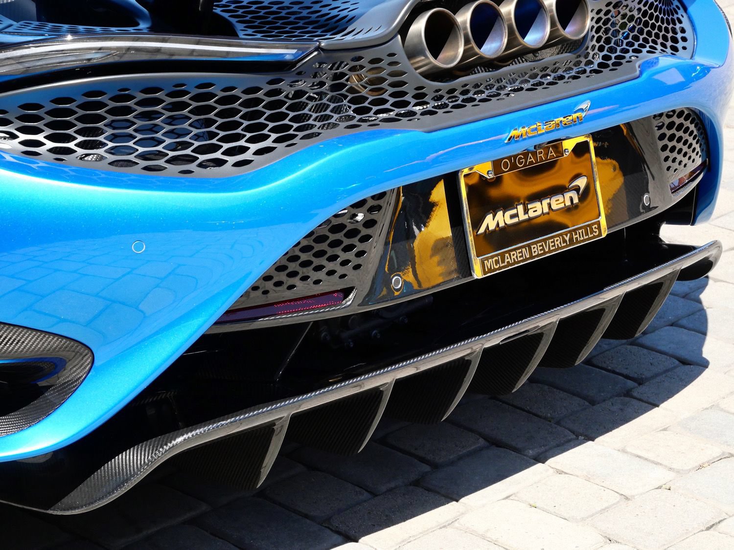 Used 2022 McLaren 765LT photo 29