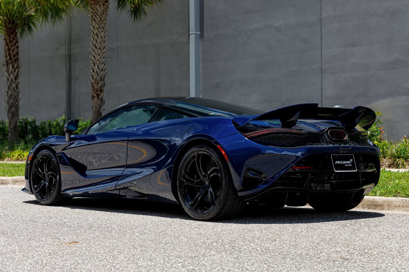Used 2025 McLaren 750S photo 27