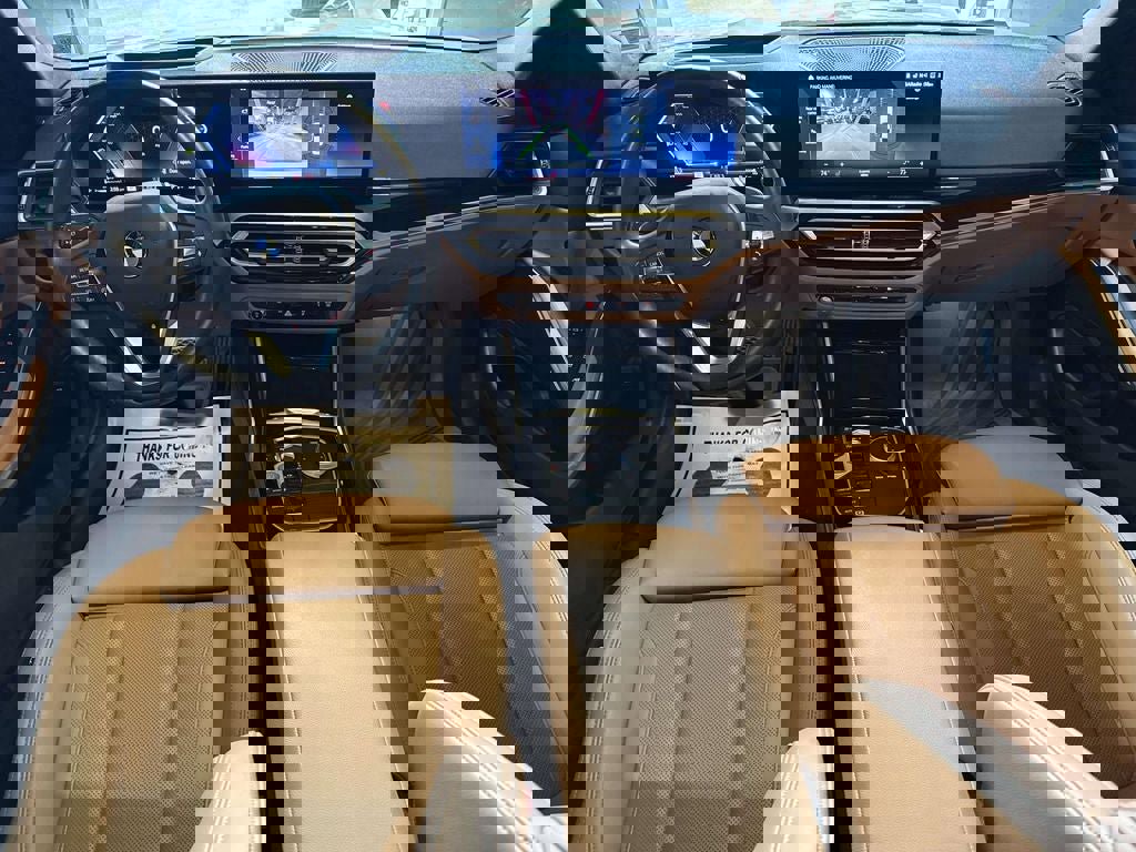 2023 BMW 330i xDrive Sedan