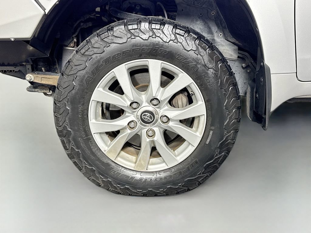 2016 Toyota Land Cruiser