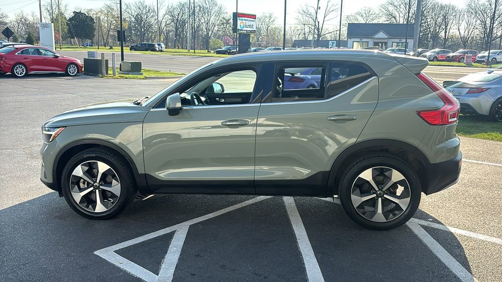 2024 Volvo Xc40 B5 Core