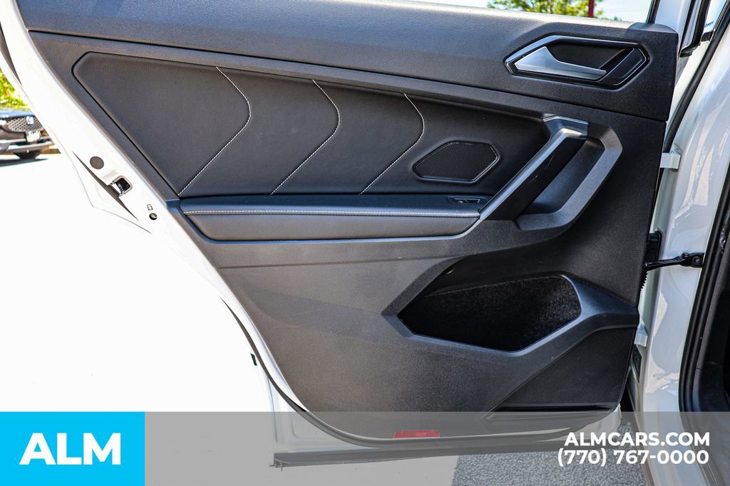 2023 Volkswagen Tiguan SE R-Line