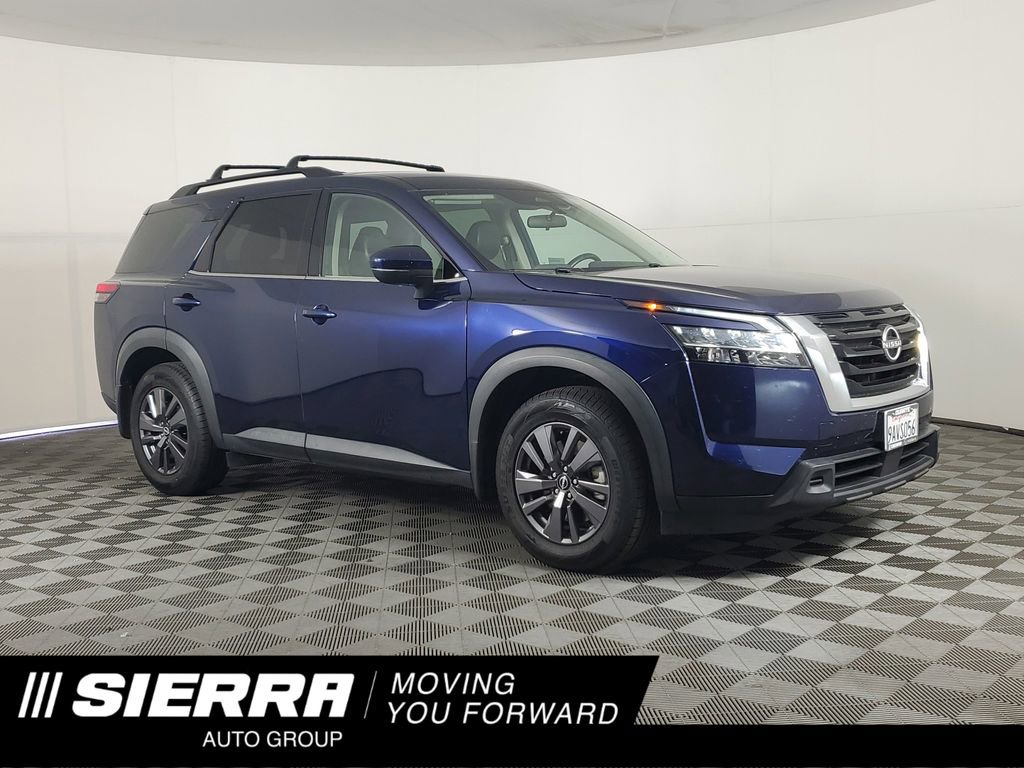 Used 2022 Nissan Pathfinder SV
