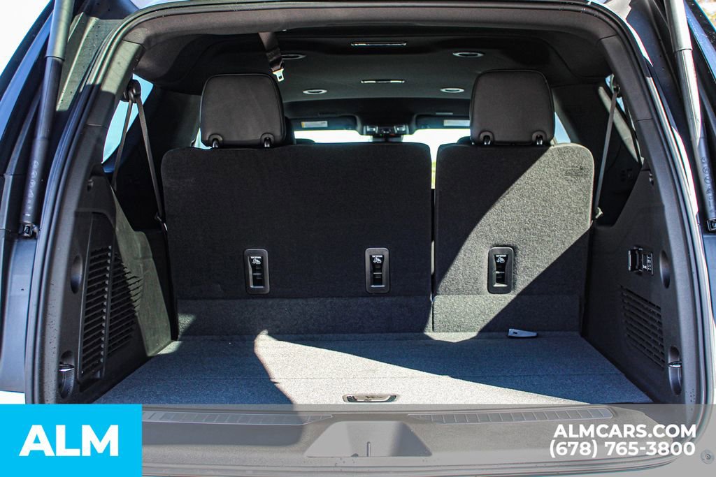 2025 Chevrolet Suburban High Country