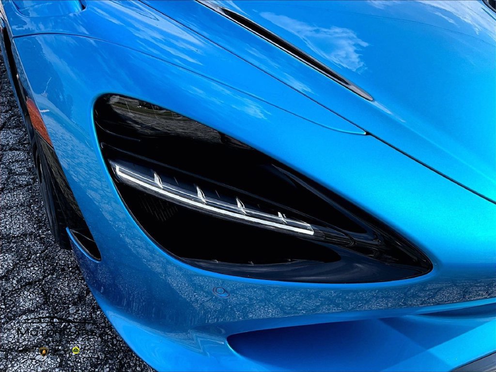 Used 2024 McLaren 750S Spider photo 21