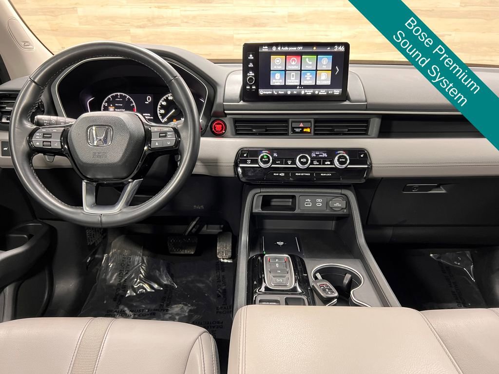 2023 Honda Pilot Touring