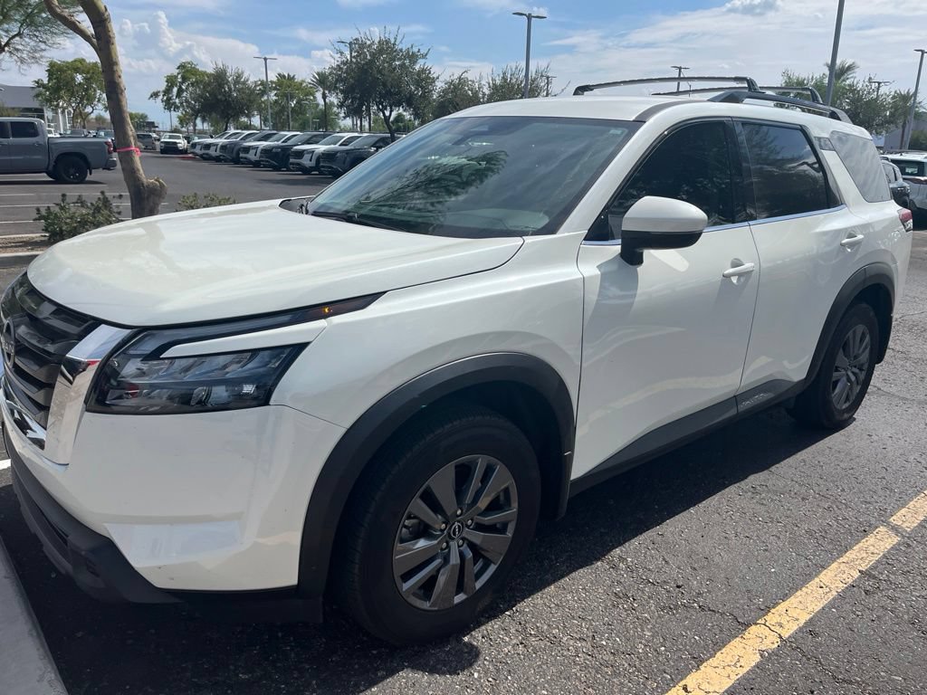 Certified 2024 Nissan Pathfinder SV