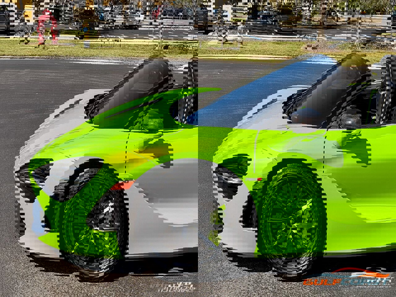 Used 2021 McLaren 720S Performance photo 44