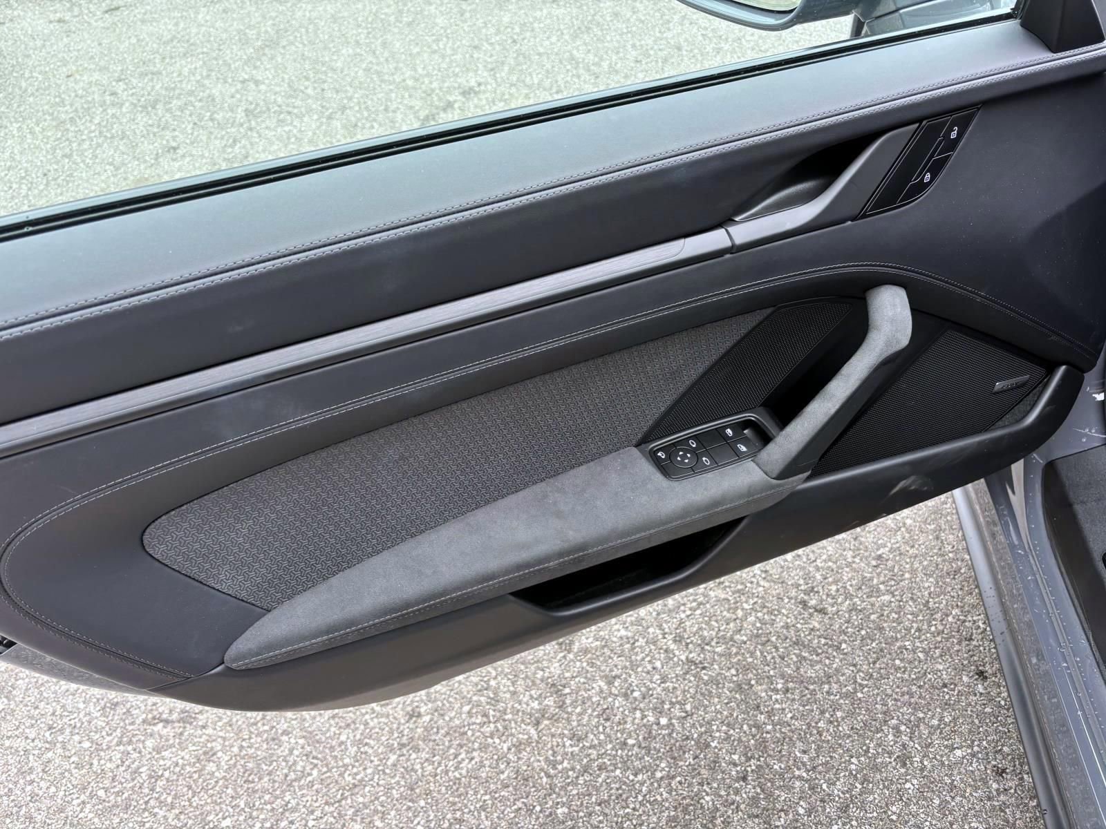 2026 Porsche 911 Carrera GTS