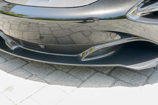 Used 2018 McLaren 720S Performance photo 39