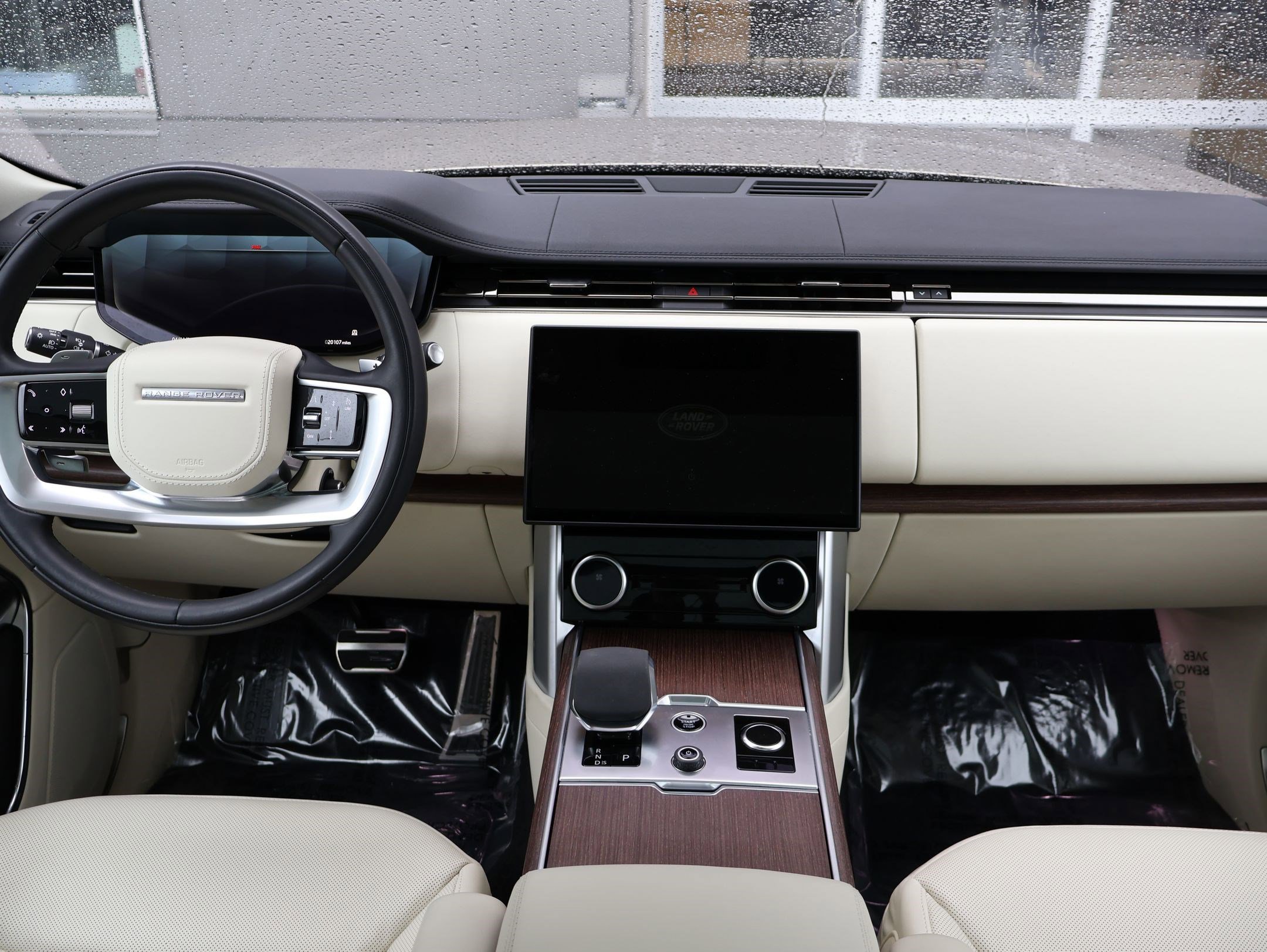 2023 Land Rover Range Rover SE