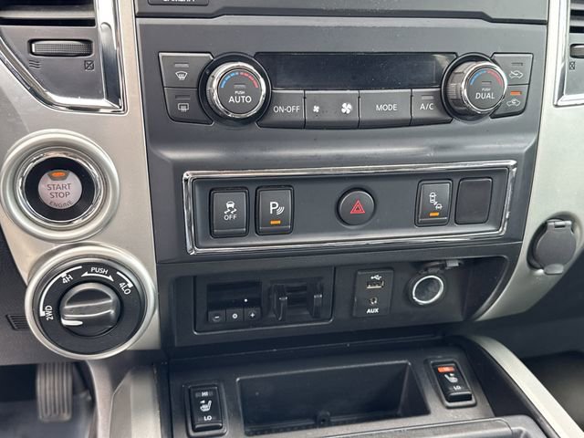 2017 Nissan Titan SL