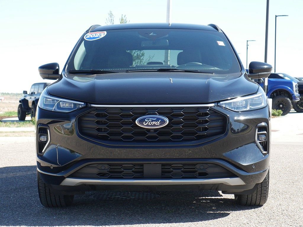 2023 Ford Escape ST-Line Elite