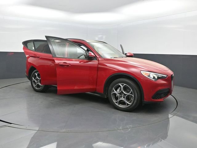 2023 Alfa Romeo Stelvio Sprint