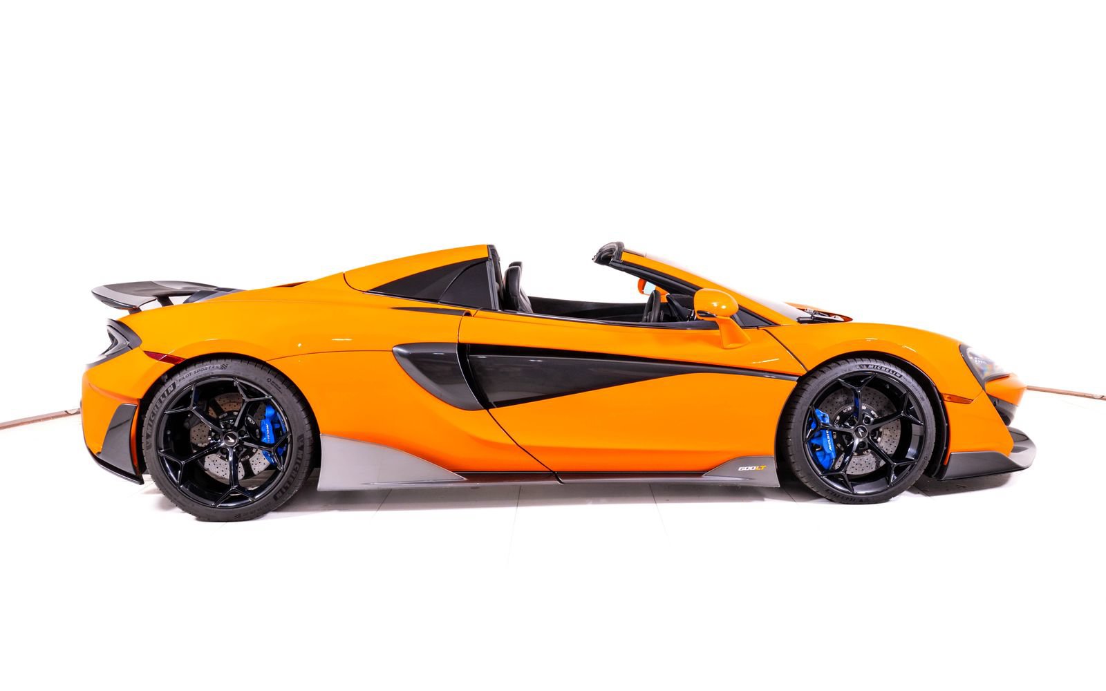 Used 2020 McLaren 600LT Spider photo 8