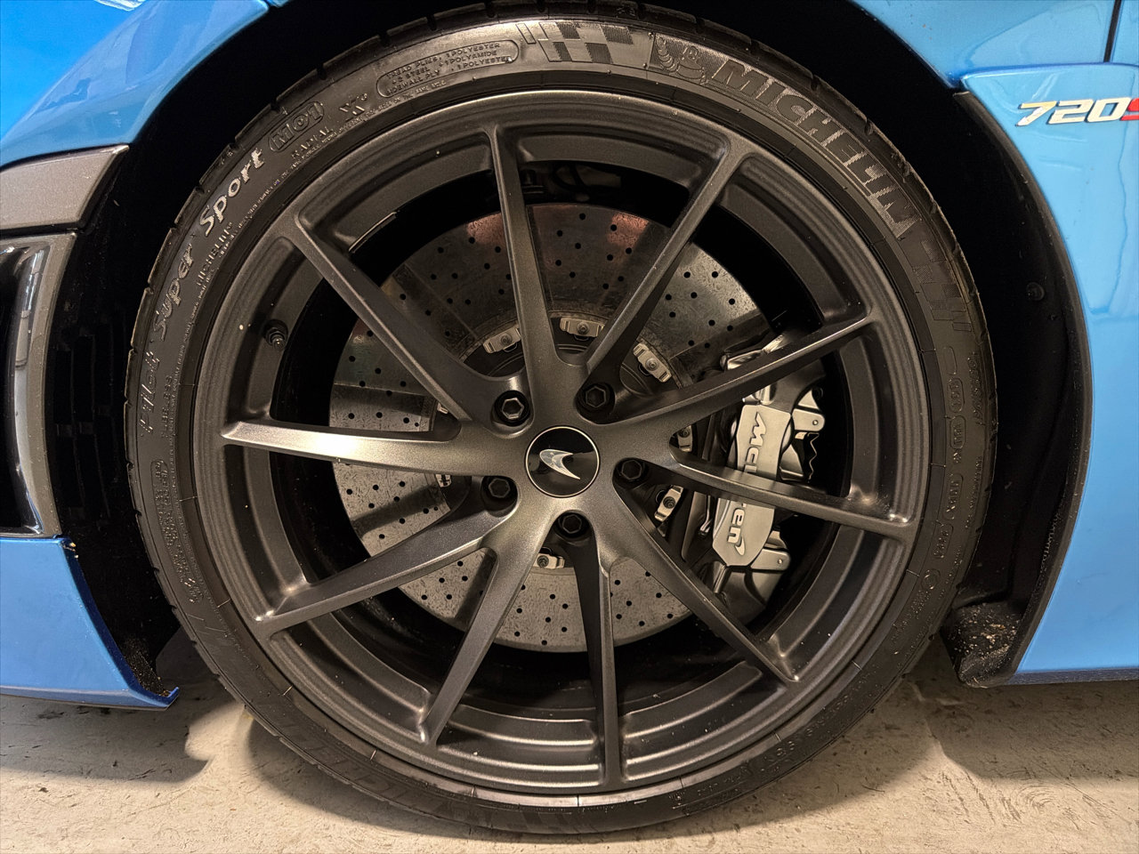 Used 2020 McLaren 720S Luxury photo 18