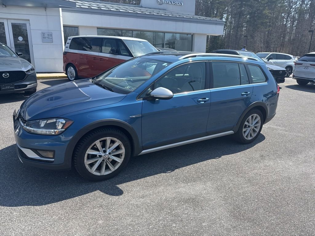 Used 2019 Volkswagen Golf Alltrack SE