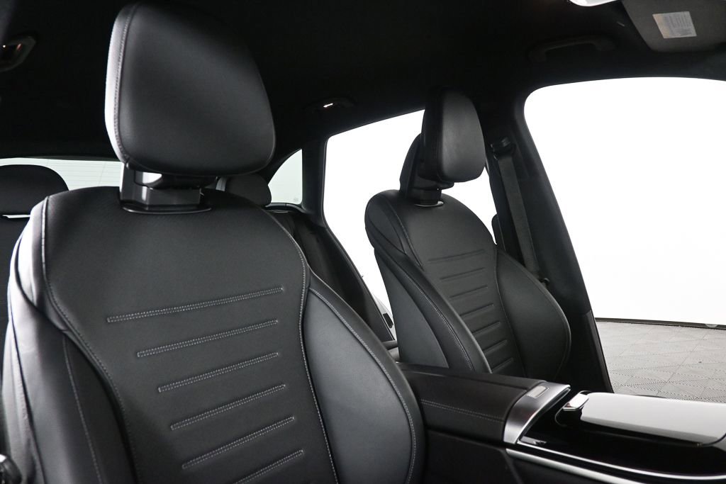 2024 Mercedes-Benz GLC 300