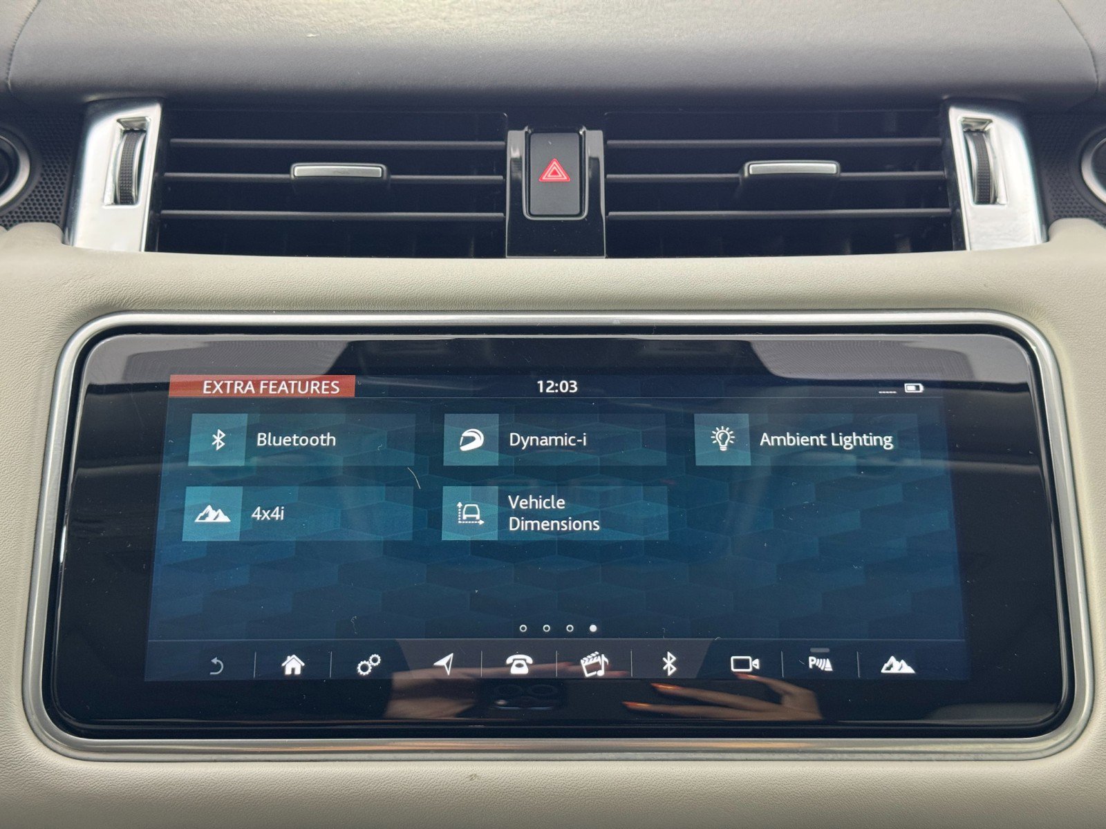 2022 Land Rover Range Rover Sport SVR Carbon Edition