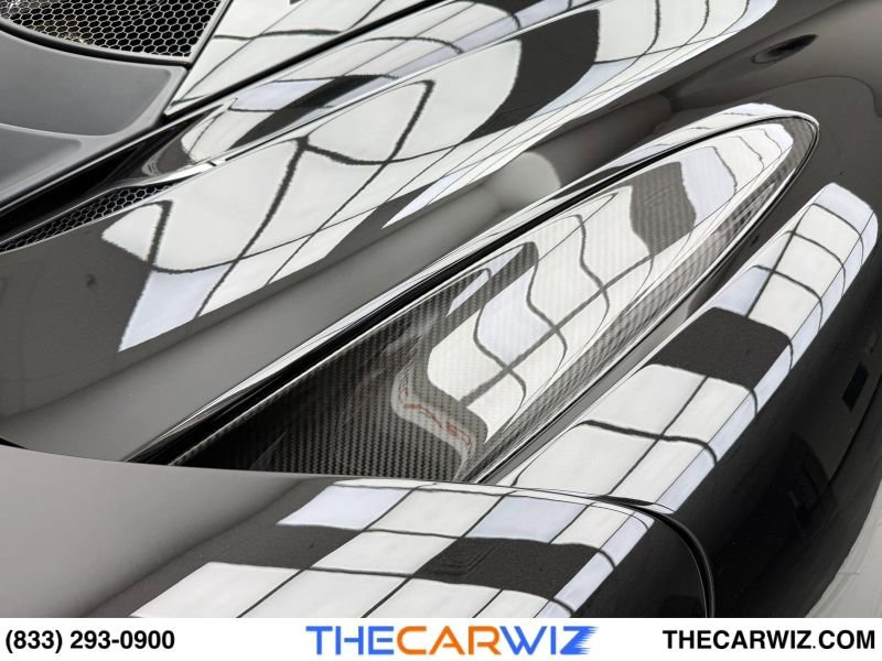 Used 2018 McLaren 720S Performance photo 22