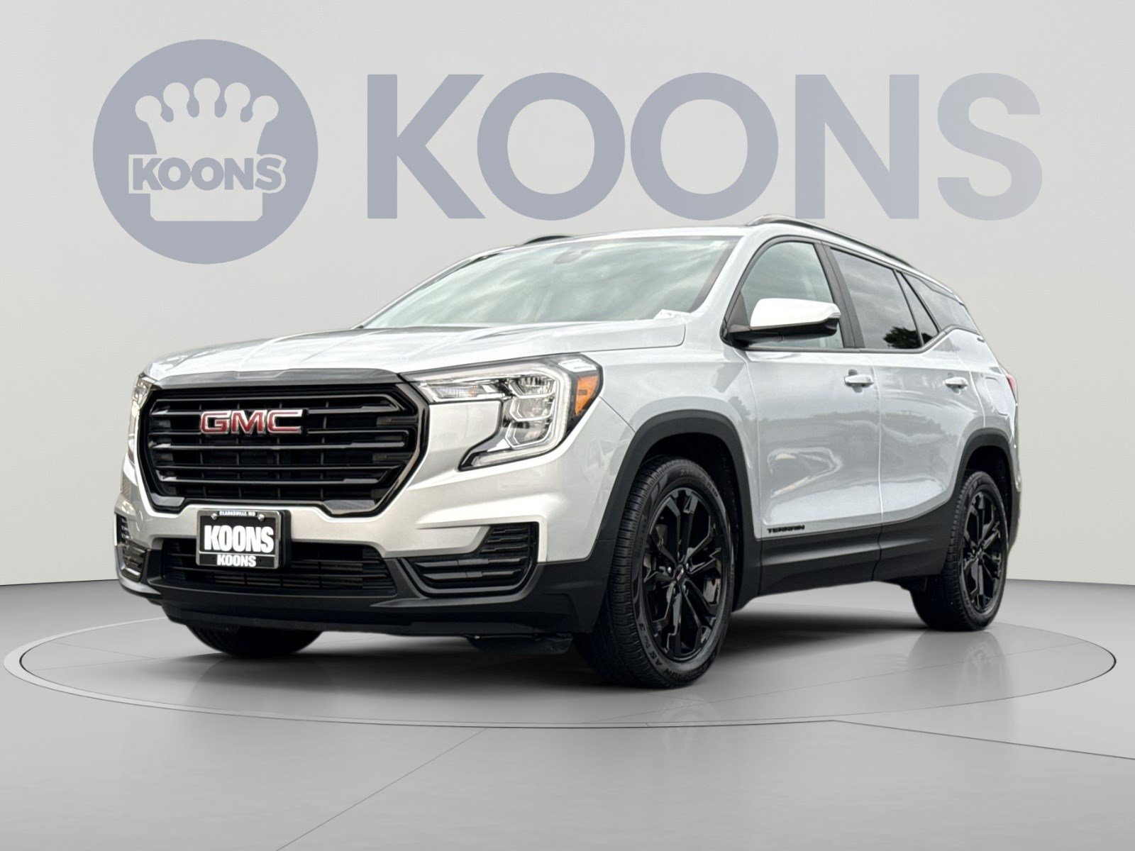 Used 2022 GMC Terrain SLE w/ Driver Convenience Package