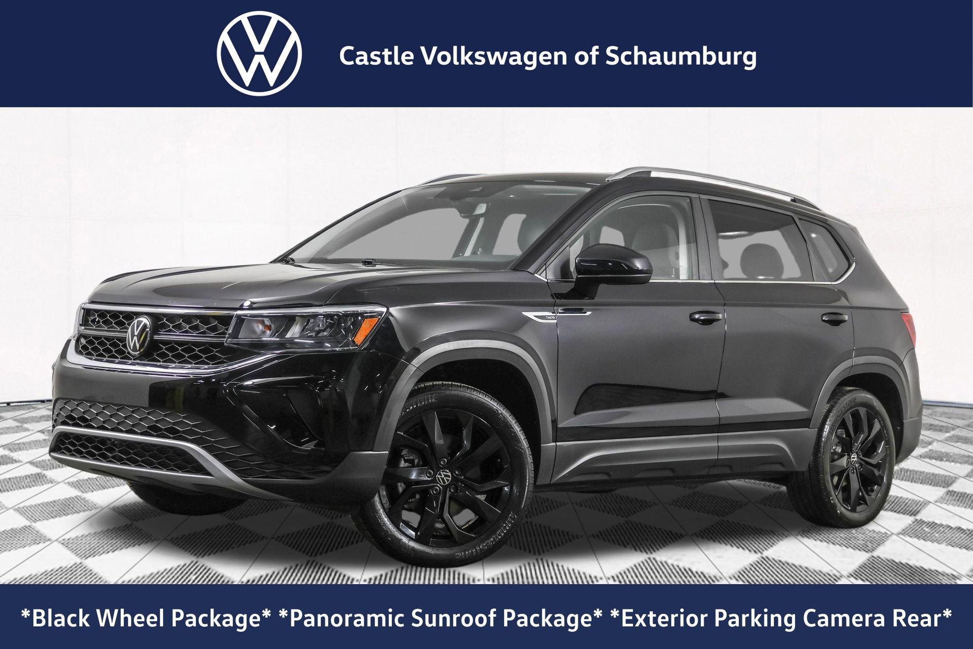 Used 2023 Volkswagen Taos SE w/ Panoramic Sunroof Package
