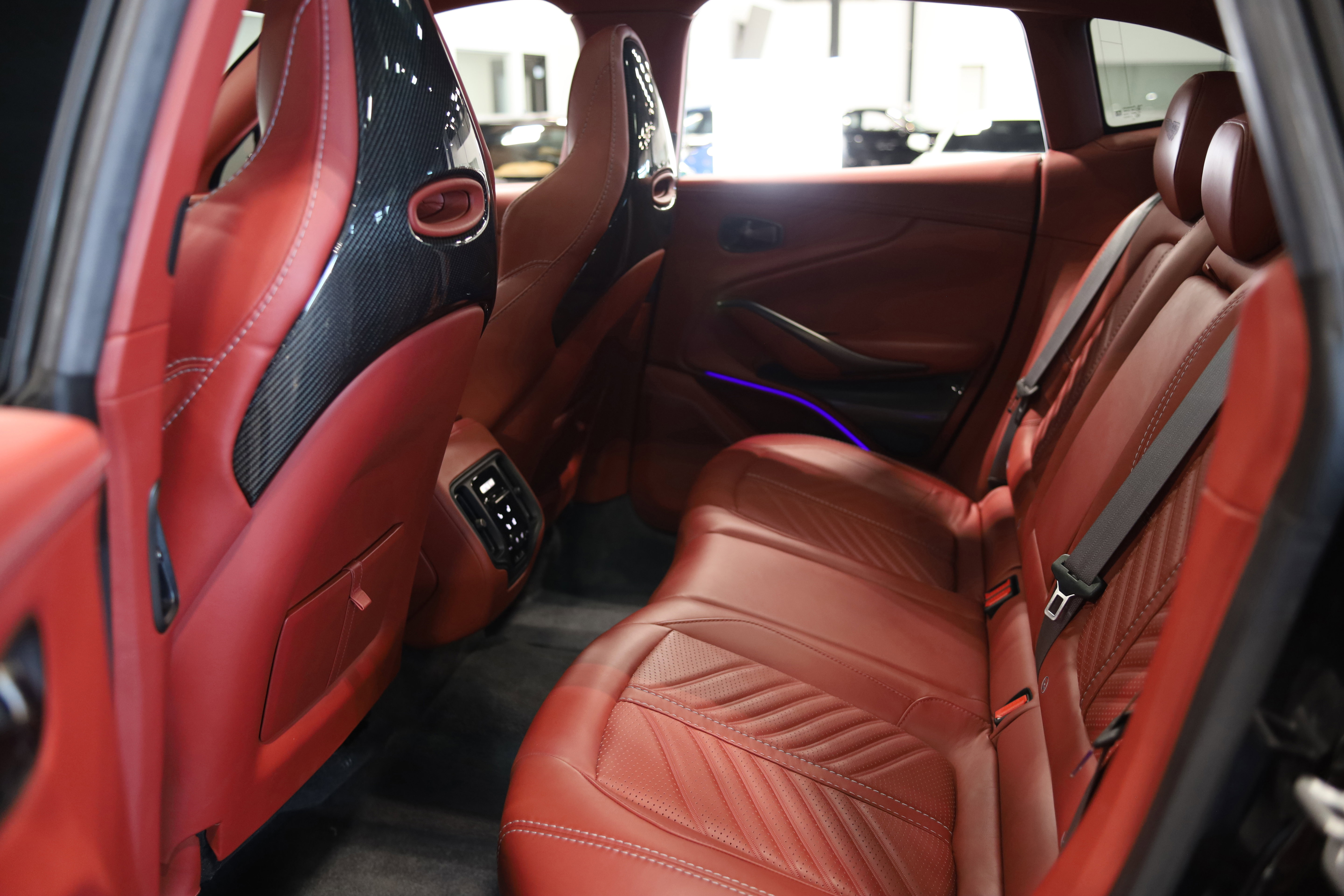 2023 Aston Martin DBX 707