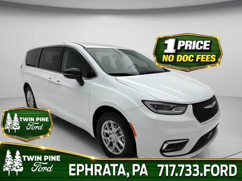 Used 2024 Chrysler Pacifica Touring-L