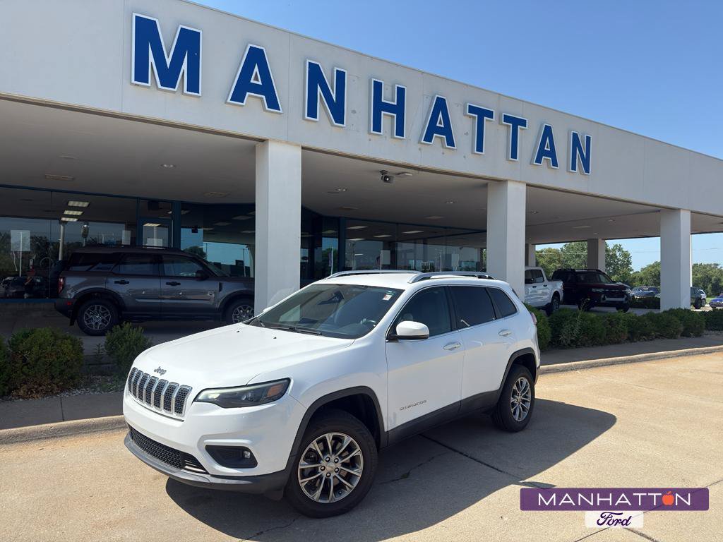 Used 2019 Jeep Cherokee Latitude Plus w/ Comfort/Convenience Group