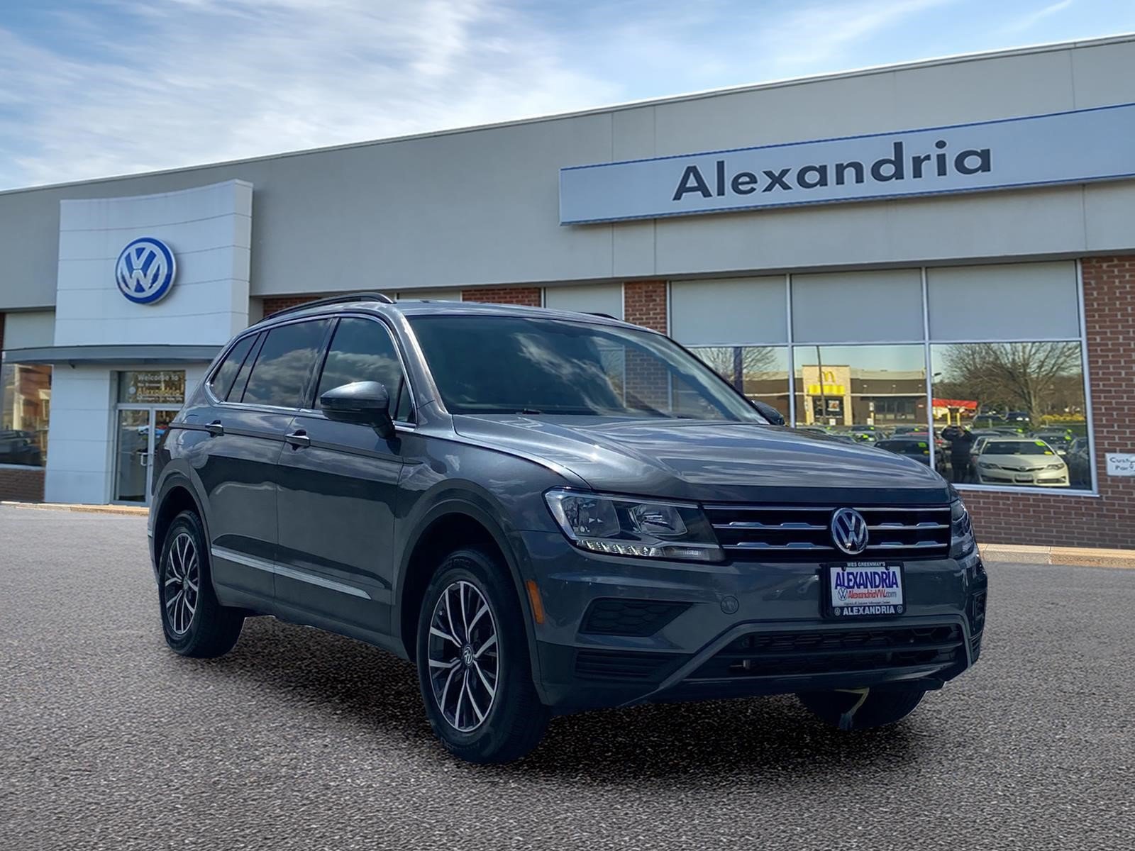Used 2020 Volkswagen Tiguan SE