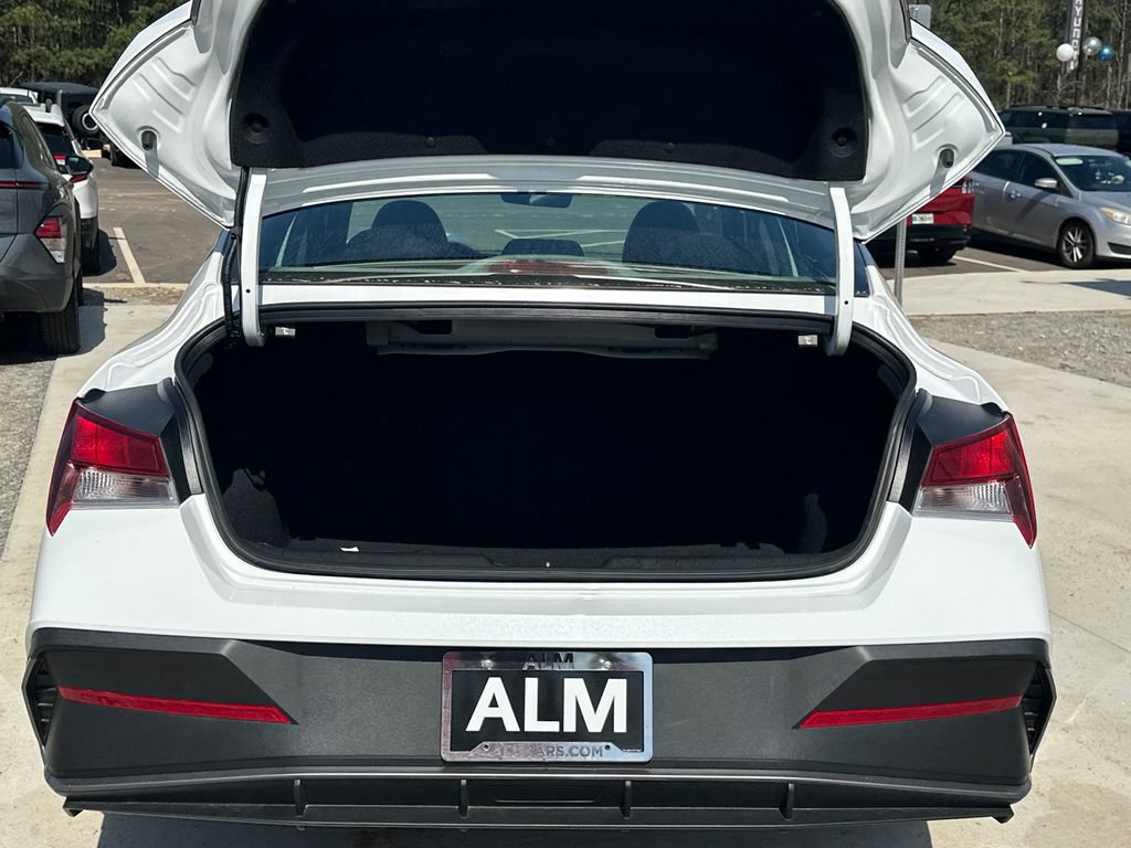 2025 Hyundai Elantra Sport