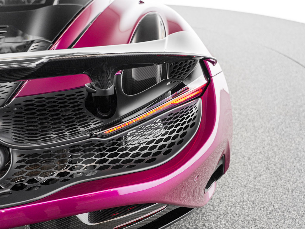 New 2027 McLaren 750S photo 37