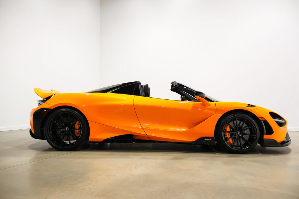 Used 2022 McLaren 765LT photo 72