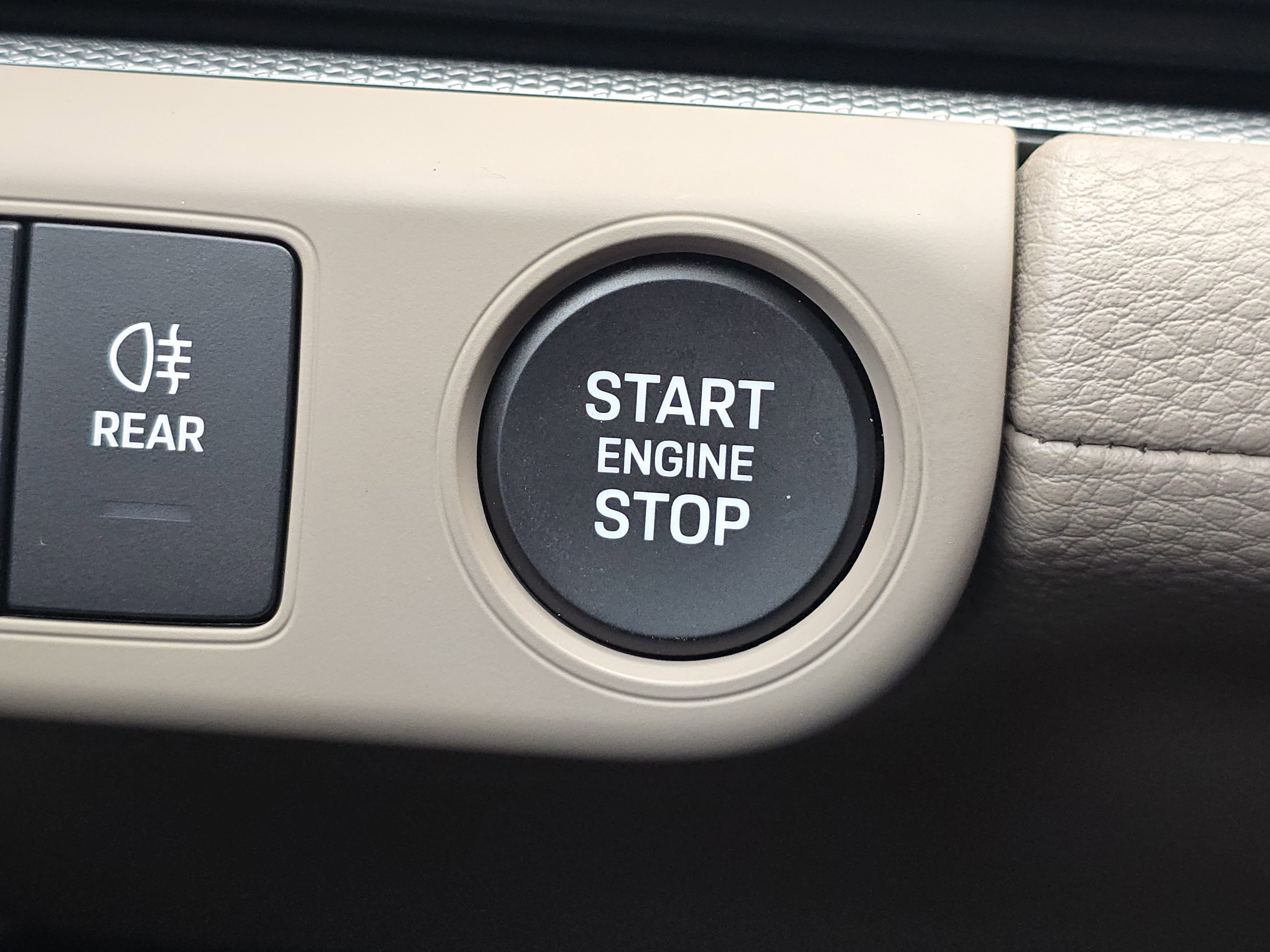 2026 Porsche Panamera 4