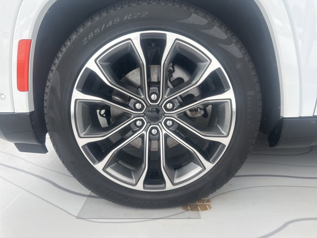 2025 Jeep Grand Wagoneer Series III