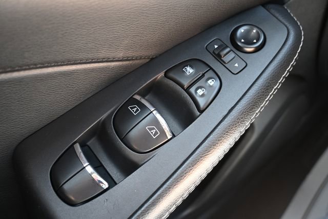 2023 Nissan Maxima SL