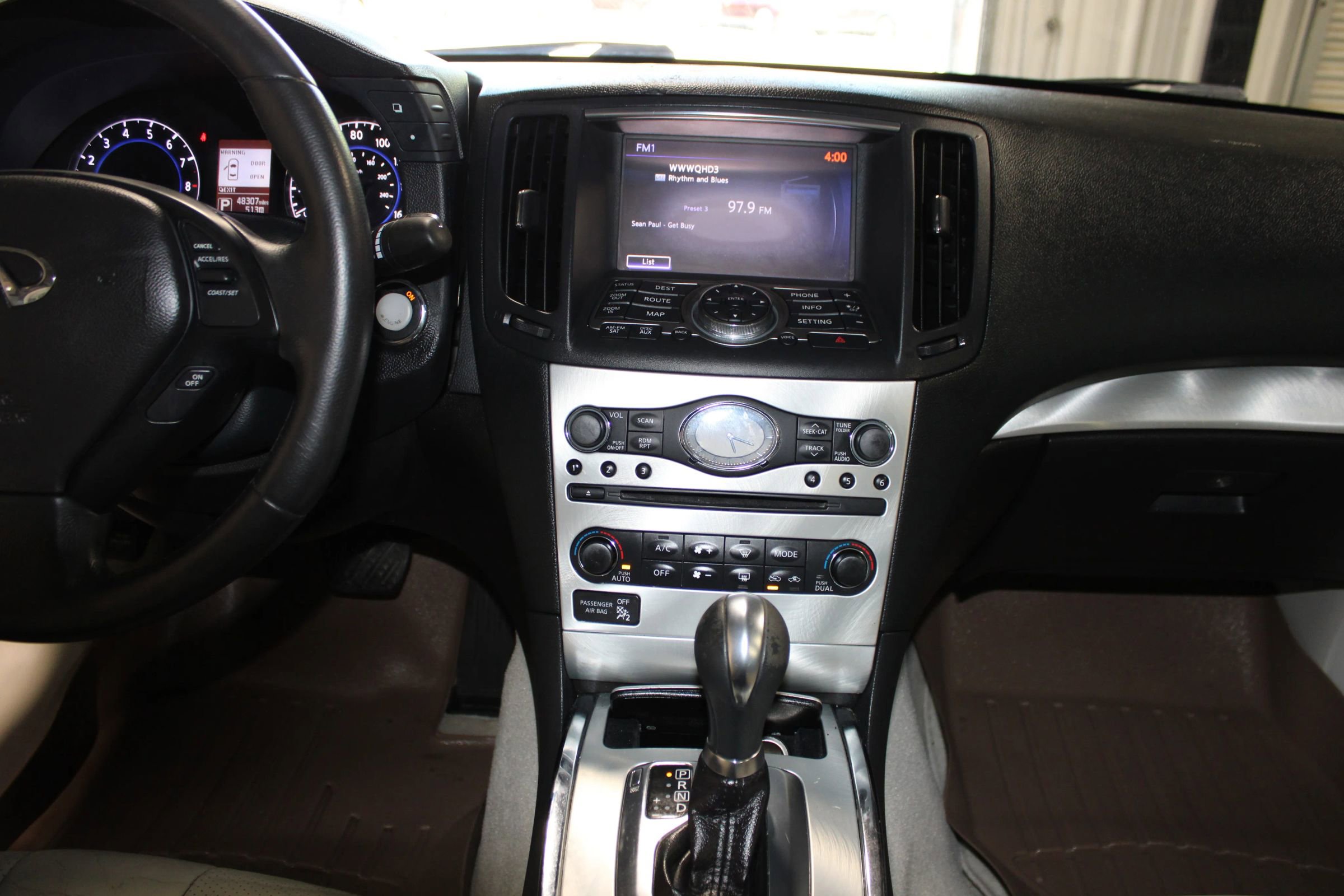 2015 INFINITI Q60 Journey