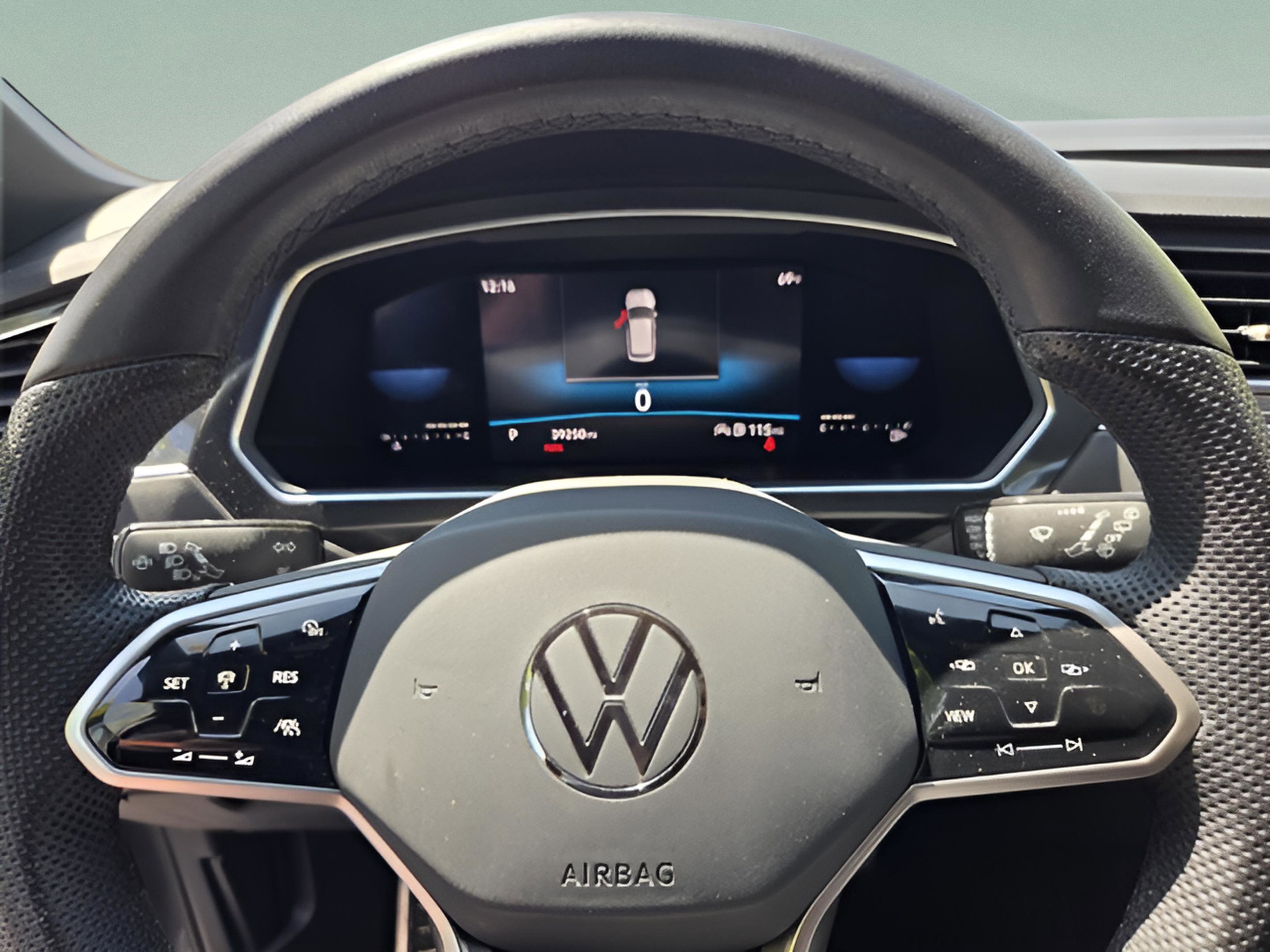 2022 Volkswagen Tiguan SE R-Line