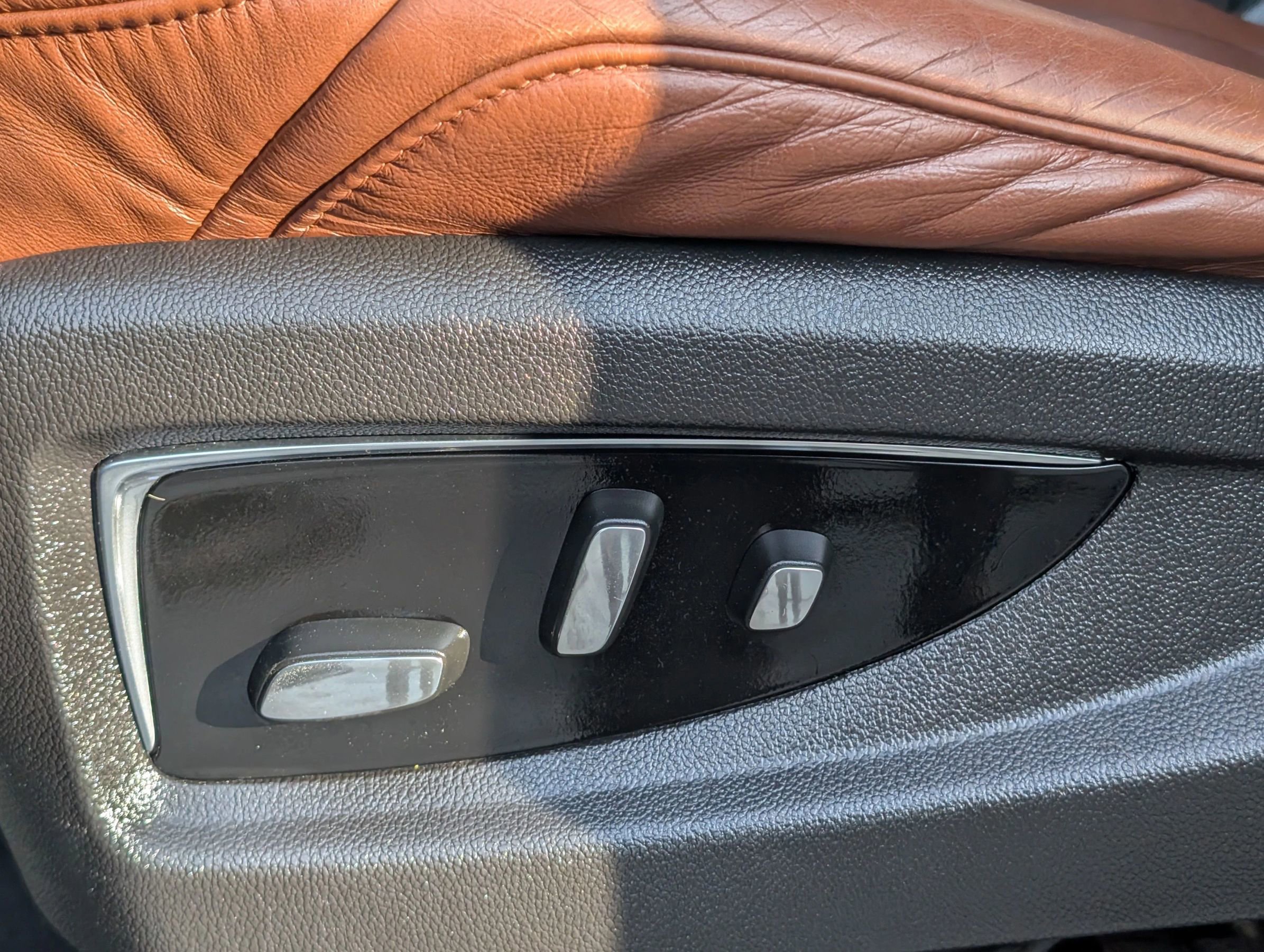 2016 Cadillac Escalade Luxury