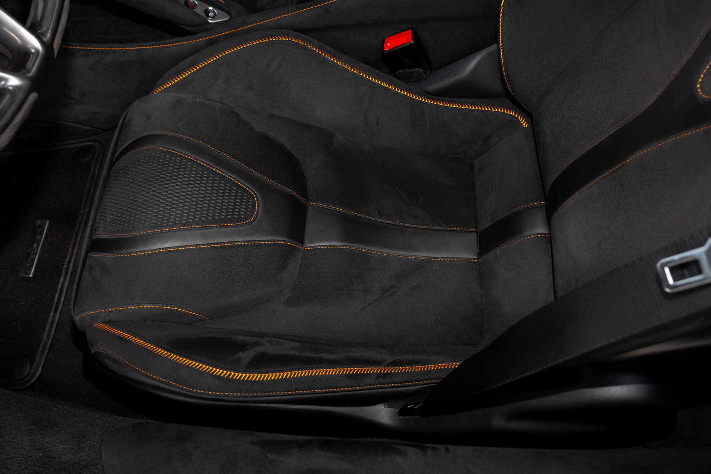 Used 2024 McLaren 750S photo 44