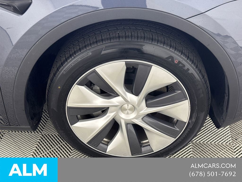 2024 Tesla Model Y Long Range