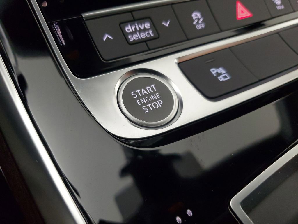 2025 Audi Q7 3.0T Premium Plus