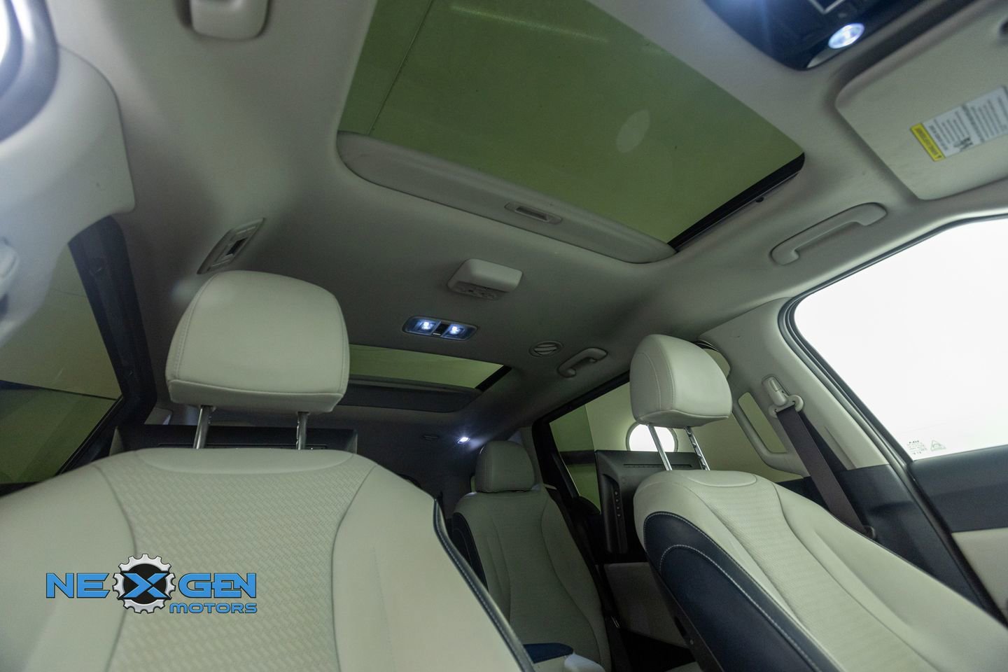 2025 Kia Carnival SX Prestige